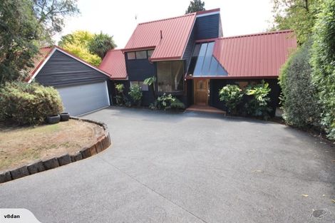 Photo of property in 15 Nehru Place Cashmere Christchurch City