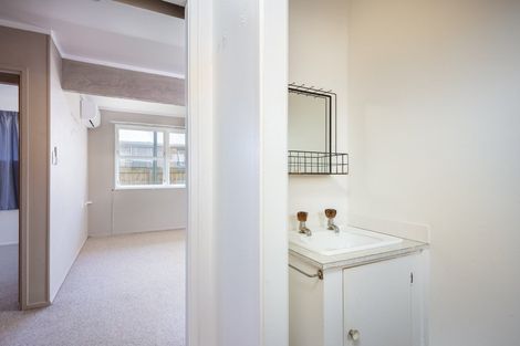 Photo of property in 27 Leslie Street, Waitara, 4320