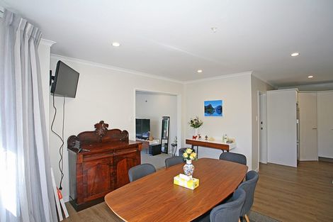 Photo of property in 408a Memorial Avenue, Burnside, Christchurch, 8053