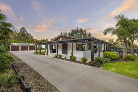Photo of property in 47 Terry Smyth Drive, Kumeu, 0892
