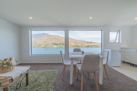 Photo of property in 22 Golden Terrace, Queenstown, 9300