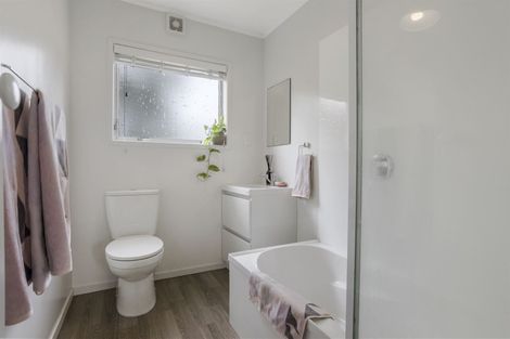 Photo of property in 2/34 Watea Road, Sandringham, Auckland, 1025