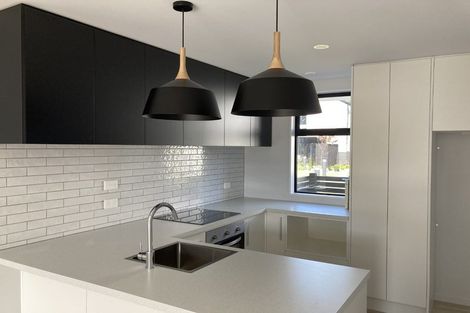 Photo of property in 4/8 New Brighton Road, Shirley, Christchurch, 8061