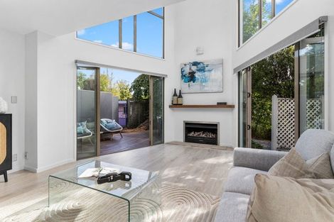 Photo of property in 2/37 Poynder Avenue, Merivale, Christchurch, 8014