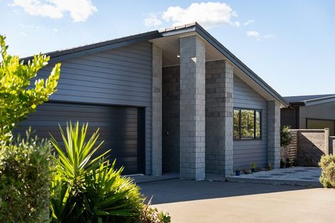 Photo of property in 12 Augusta Rise, Omokoroa, 3114