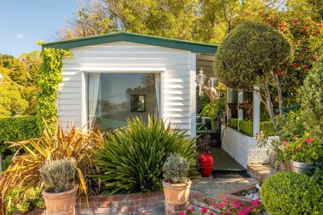 Photo of property in 16 Rawhiti Street, Diamond Harbour, 8972