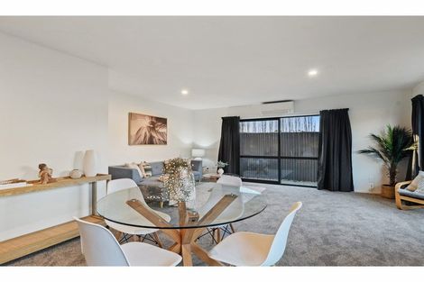 Photo of property in 2/69 Tyrone Street, Belfast, Christchurch, 8051