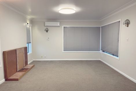 Photo of property in 2/104 Forrest Hill Road, Forrest Hill, Auckland, 0620