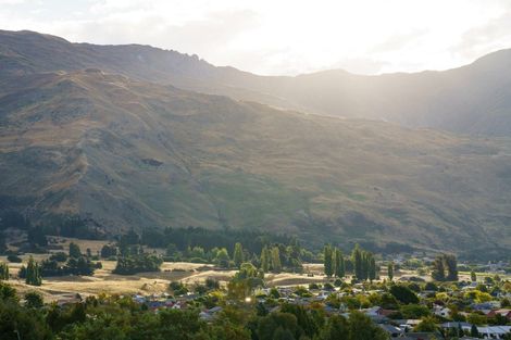 Photo of property in 22 Aspiring Terrace, Wanaka, 9305