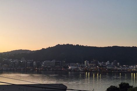 Photo of property in 14 Lindum Terrace, Roseneath, Wellington, 6011