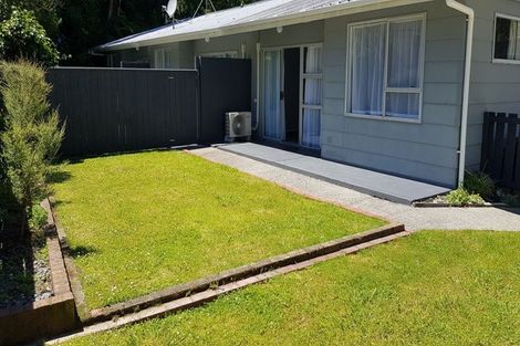 Photo of property in 1/80 Airlie Road, Plimmerton, Porirua, 5026