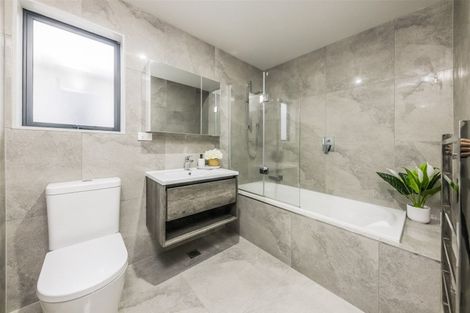 Photo of property in 11d Kent Road, Manurewa, Auckland, 2102