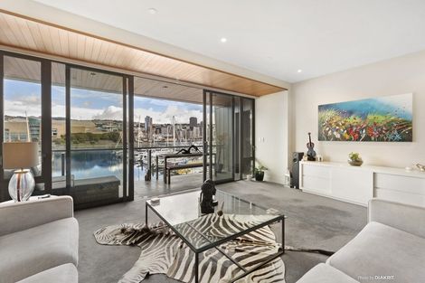 Photo of property in Clyde Quay Wharf, 2b/6 Clyde Quay Wharf, Te Aro, Wellington, 6011