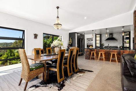 Photo of property in 65 Jamesons Esplanade, Haruru, 0204