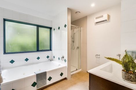 Photo of property in 2/155 Yaldhurst Road, Sockburn, Christchurch, 8042