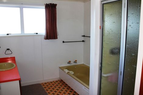 Photo of property in 46 Brinkburn Street, South Hill, Oamaru, 9400
