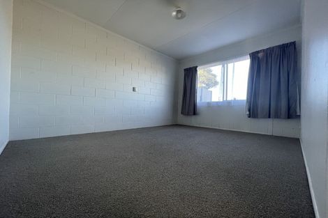 Photo of property in 2/35 Riversdale Road, Avondale, Auckland, 1026