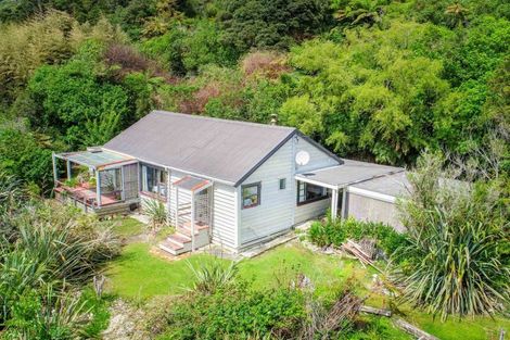 Photo of property in 3 Tyler Road, Ngakawau, 7824