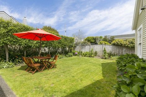 Photo of property in 15 Marsden Avenue, Karori, Wellington, 6012