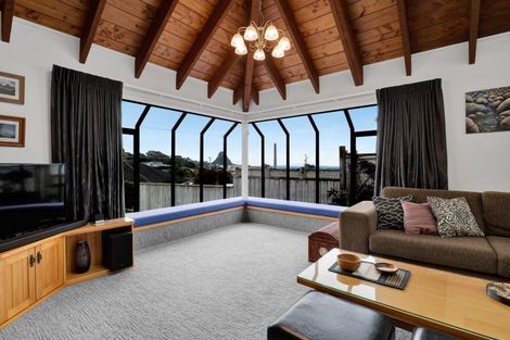 Photo of property in 52 Bayly Road, Blagdon, New Plymouth, 4310