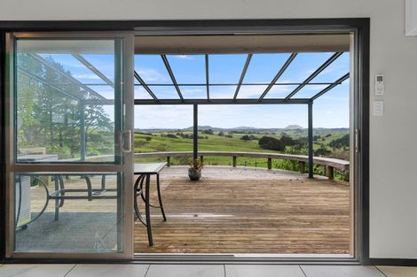 Photo of property in 101 Russek Road, Waiotira, 0193