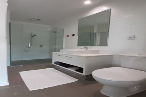 Photo of property in Sentinel Apartments, 1305/3 Northcroft Street, Takapuna, Auckland, 0622