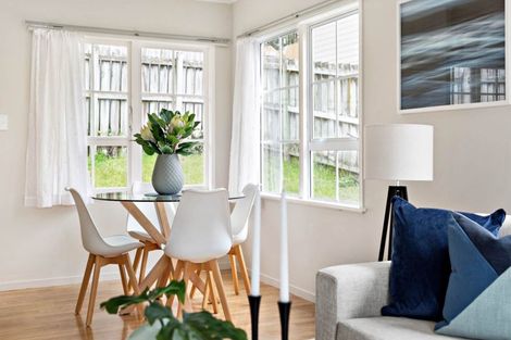 Photo of property in 1/63 Langana Avenue, Browns Bay, Auckland, 0630