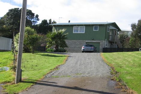 Photo of property in 21 Grand View Road, Leigh, 0985