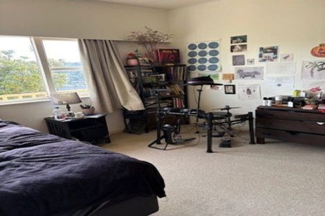 Photo of property in 37 Milne Terrace, Island Bay, Wellington, 6023