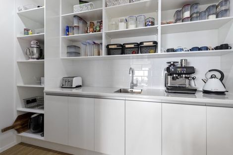 Photo of property in 8 Bernora Crescent, Bombay, 2675