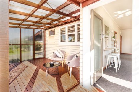 Photo of property in 82 Latham Street, Marewa, Napier, 4110