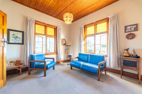 Photo of property in 106 Mckenzie Street, Geraldine, 7930