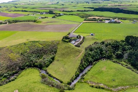 Photo of property in 253 Lwr Pitone Road, Pitone, New Plymouth, 4374