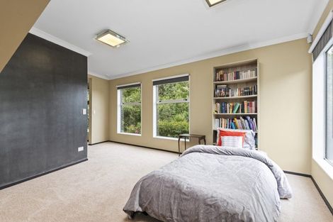 Photo of property in 40 Ruapehu Drive, Fitzherbert, Palmerston North, 4410