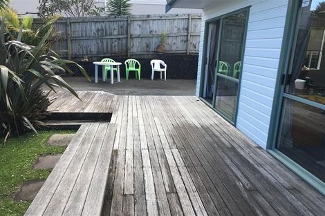 Photo of property in 322 Whangaparaoa Road, Stanmore Bay, Whangaparaoa, 0932