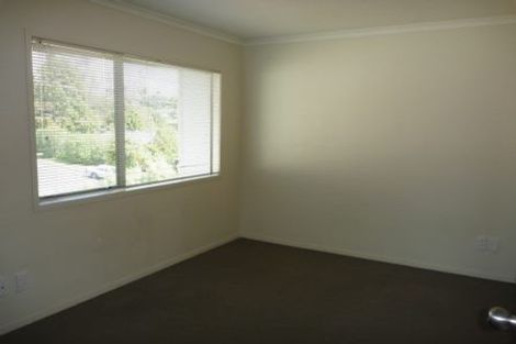 Photo of property in 57 Tiri Tiri Road, Birkdale, Auckland, 0626