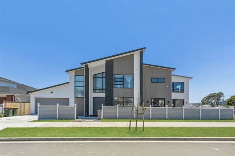Photo of property in 4 Drumconnell Drive, Flat Bush, Auckland, 2019