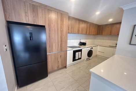 Photo of property in 34 Richards Avenue, Forrest Hill, Auckland, 0620