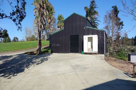 Photo of property in 59 Chamberlain Road, Bombay, 2675