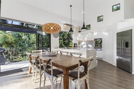 Photo of property in 116a Pah Road, Cockle Bay, Auckland, 2014