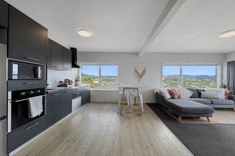 Photo of property in 6/32 Akaroa Drive, Maupuia, Wellington, 6022