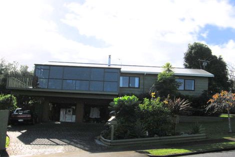Photo of property in 165 Ransom Smyth Drive, Goodwood Heights, Auckland, 2105