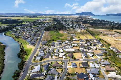 Photo of property in 9 Dune Lake Place, Ruakaka, 0116