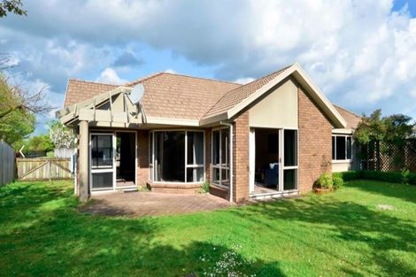 Photo of property in 18 Halcione Close, Flagstaff, Hamilton, 3210