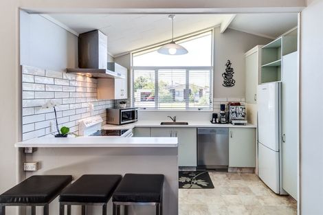 Photo of property in 3 Konini Crescent, Pirimai, Napier, 4112