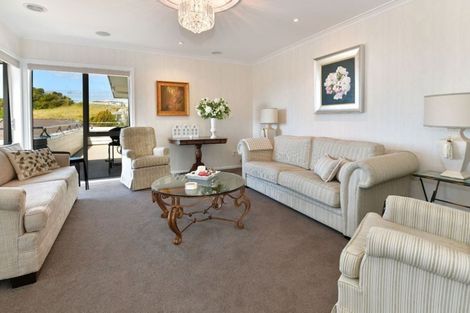 Photo of property in 101 Waldorf Crescent, Orewa, 0931