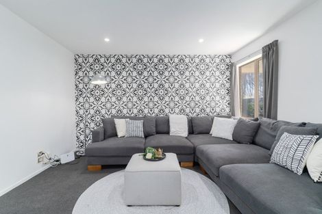 Photo of property in 37 Somerville Crescent, Aidanfield, Christchurch, 8025