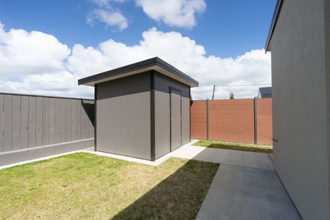 Photo of property in 26 Phoenix Palms Grove, Levin, 5510