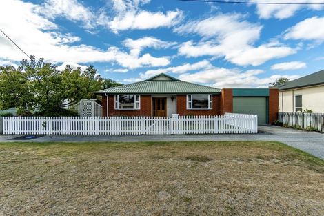 Photo of property in 1 Finlay Street, Alexandra, 9320