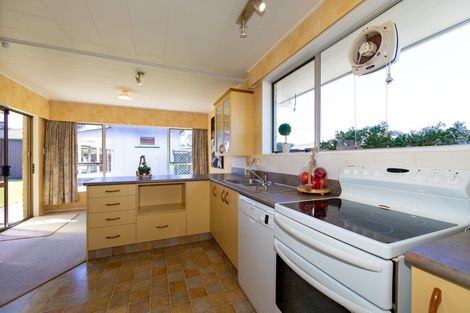 Photo of property in 2/311 Ikanui Road, Frimley, Hastings, 4120